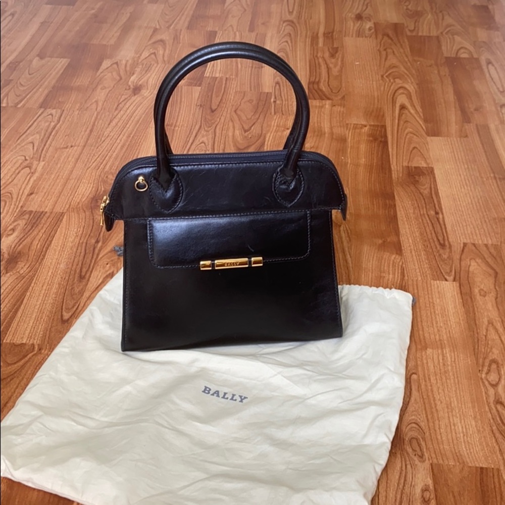 Bally handbag never used